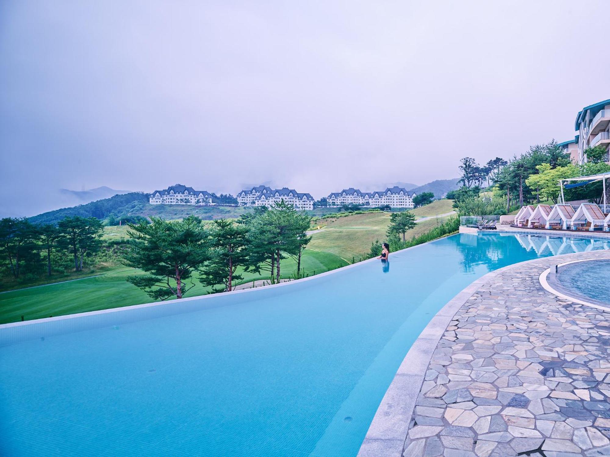 Sono Calm Vivaldipark Otel Hongcheon Dış mekan fotoğraf